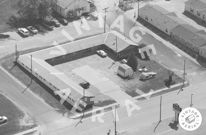 Lyons Motel - 1999 (newer photo)